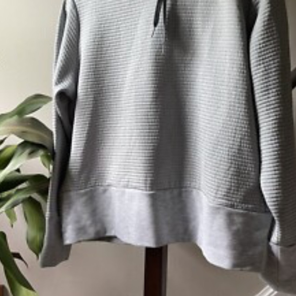 Gray Waffle Knit Pullover